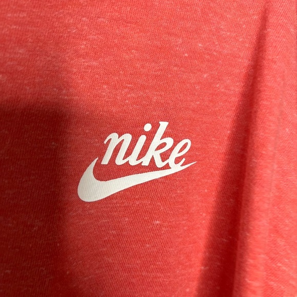 Nike Crop Crew Neck - Picture 3 of 6